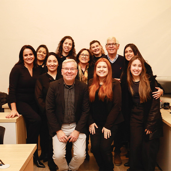 Fotos da inauguração da Sperinde em Caxias do Sul com a presença de clientes, amigos e colaboradores que celebraram esse novo momento conosco.